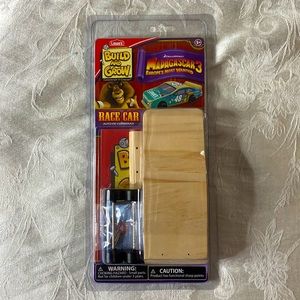 Lowes Build and Grow Madagascar 3 Model Race Car kit